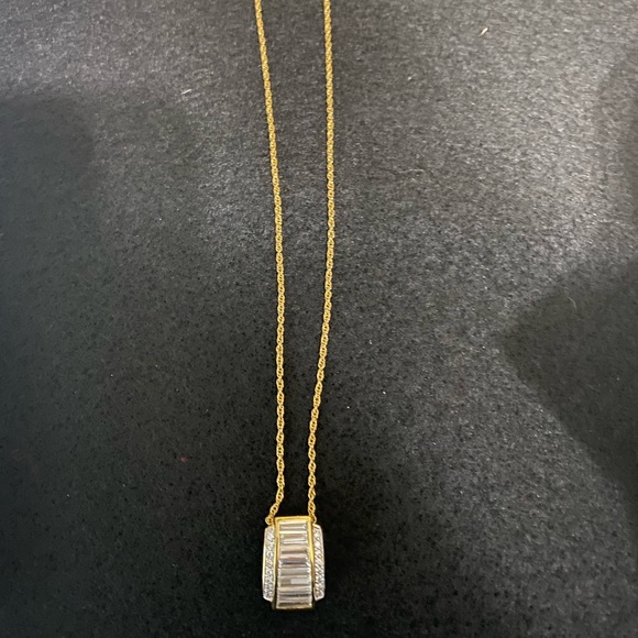 Cz diamond pendant with gold chain - Picture 3 of 5